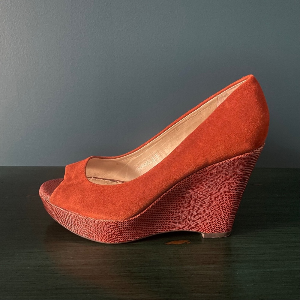 Franco Sarto ‘Surf’ Suede Peep Toe Wedge - Brown Rust - 7